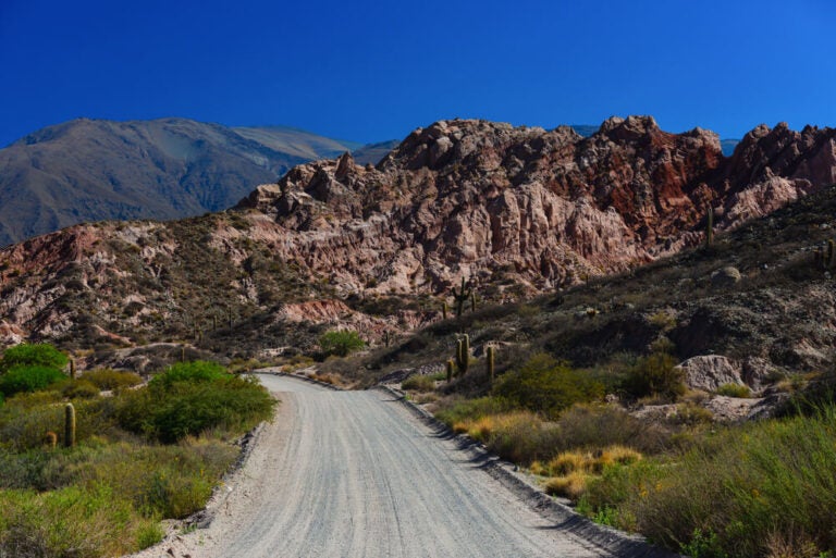 Tramo sin pavimentar en Abra del Acay, Ruta 40 Argentina