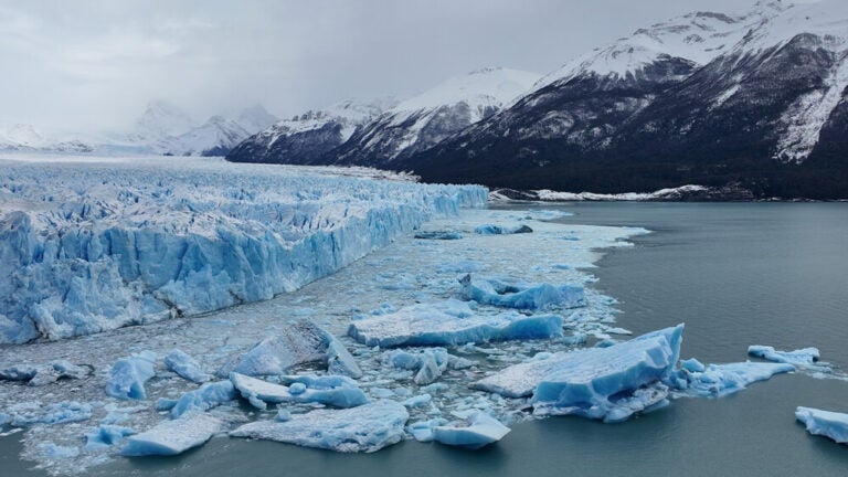 Vista del parque Nacional Los Glaciares en El Calafate