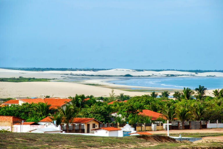 Jericoara es una excelente combinación entre playas, dunas y maravillosas puestas de sol.