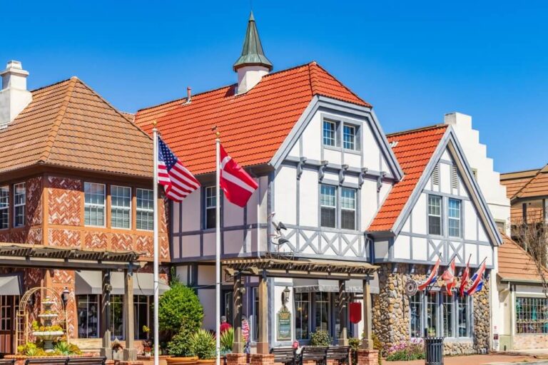 Fachadas de las casas en Solvang