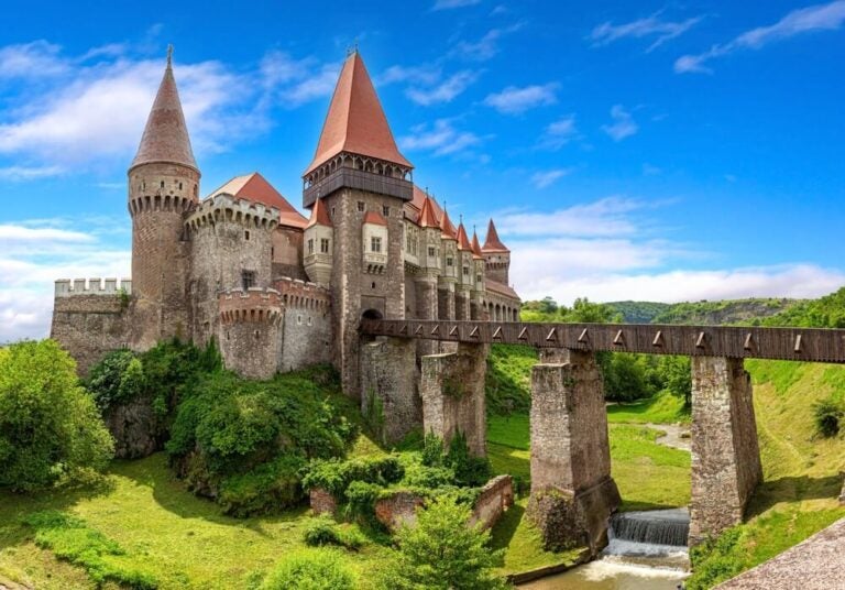 castillo Corvin