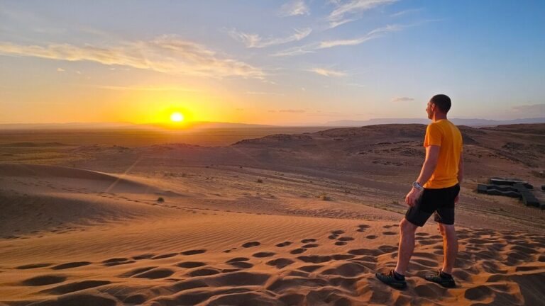  Puerta del desierto del Sahara en Ouarzazate.