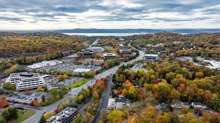 Tarrytown es famosa sobre todo por su estrecho vínculo con la literatura, la historia de Estados Unidos y las grandes fortunas del siglo XIX.