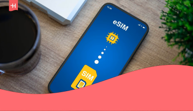 Teléfono móvil con una ilustración del paso de una tarjeta SIM física a una eSIM para empresas.