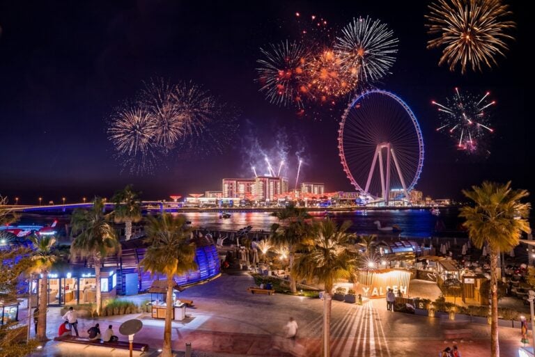 Feu d'artifice lors du Dubai Shopping Festival