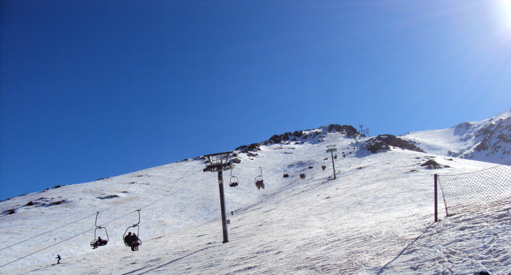 Téléphérique vers les montagnes d'Oukaimden à Malte en décembre