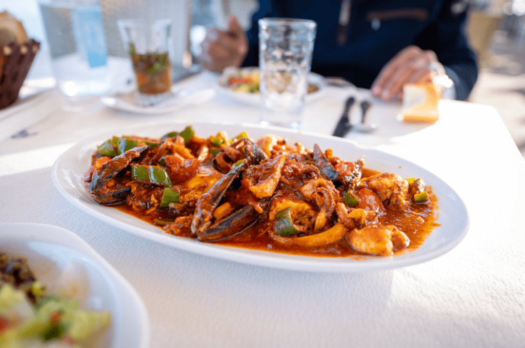 Goûtez les spécialités de fruits de mer à Tunez