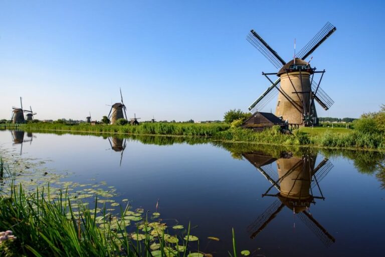 Que faire aux Pays-Bas ? Découvrez les moulins de Kinderdijk et Zaanse Schans
