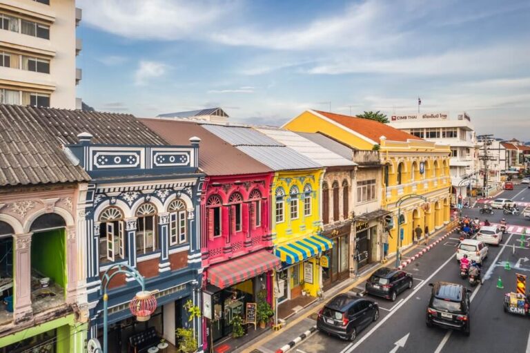 Ou aller en Thailande ? Promenez-vous dans les rues de la vieille ville de Phuket