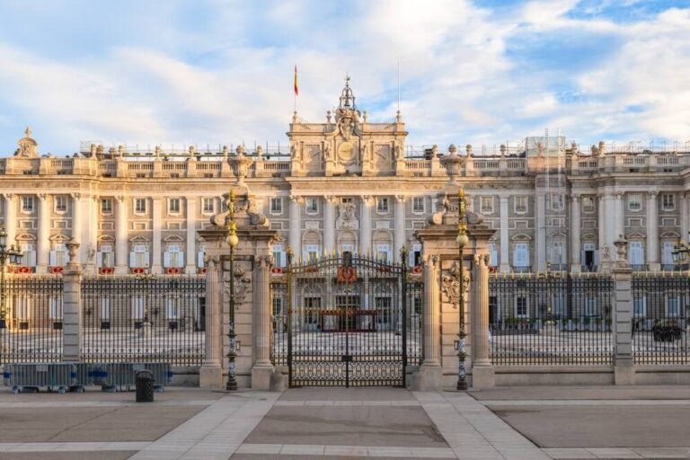 Que faire à Madrid : Prends une photo du palais royal