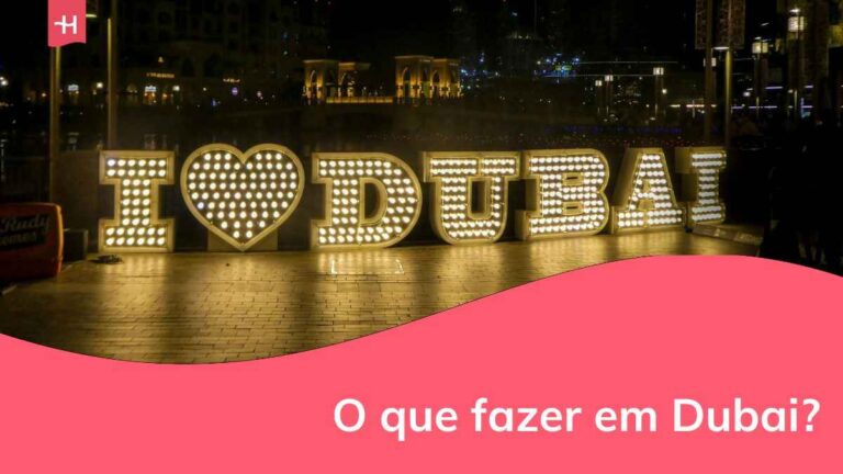 um letreiro de dubai