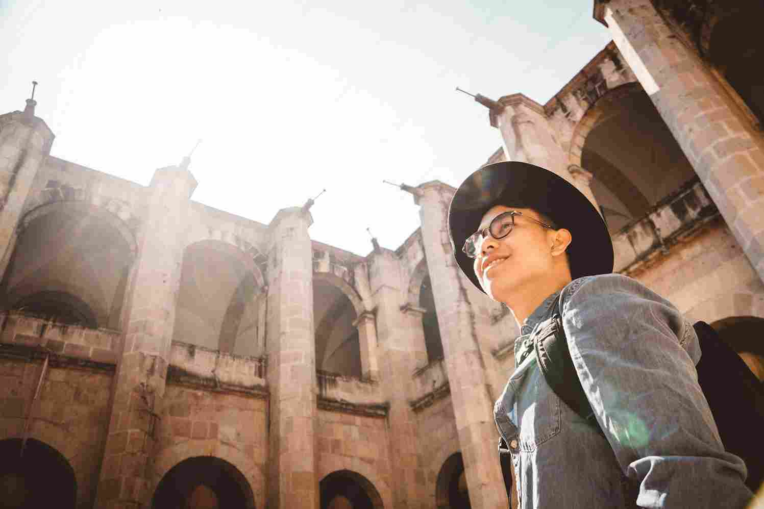 um turista em Morelia, no México