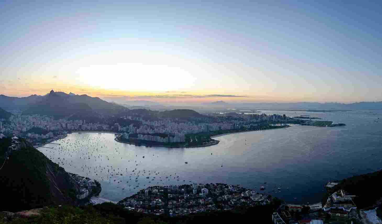 a baía de guanabara no rio de janeiro, brasil