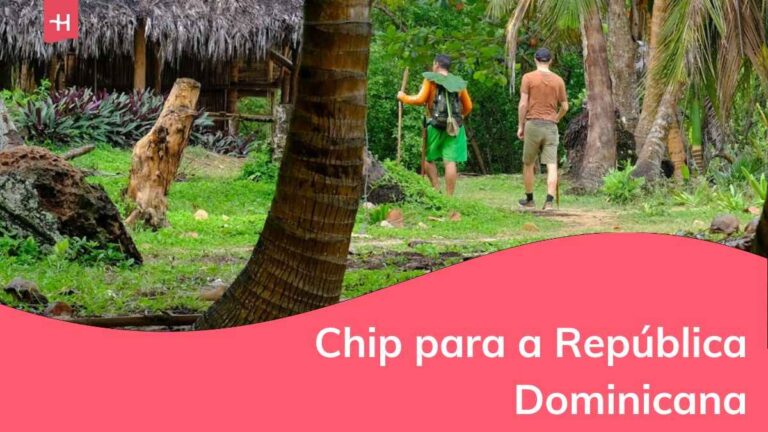 dois turistas desbravando a república Dominicana