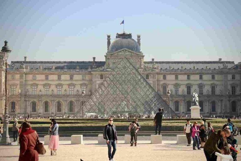 museu do louvre, paris