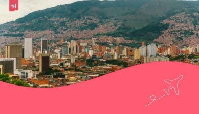 uma vista panorâmica de medellin