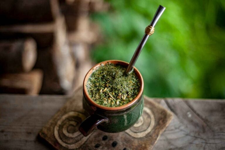 uma cuia com mate