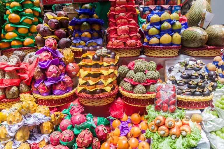 Frutas exóticas do Mercado Municipal de São Paulo. 