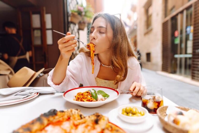 Comer na Itália custa, em média, R$ 540 para um viajante moderado.