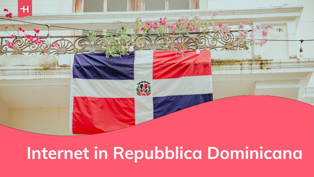 Bandiera del Paese su Ciudad Colonial, Santo Domingo, Repubblica Dominicana