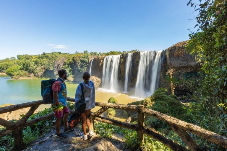 sim vietnam, vietnam aeroporto, sim dati illimitati 