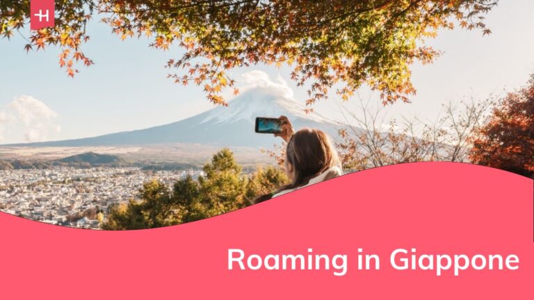 Donna turista con il monte Fuji alla Pagoda Chureito nella stagione autunnale,