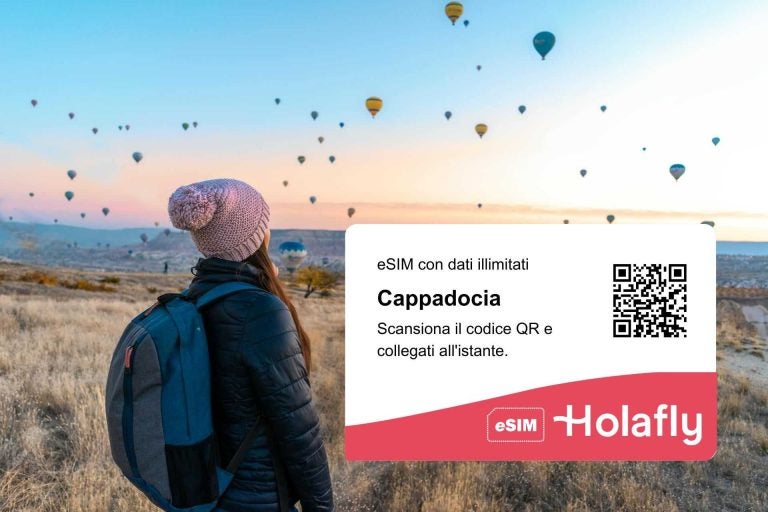 Carta eSIM con codice QR per la eSIM Holafly per la Turchia