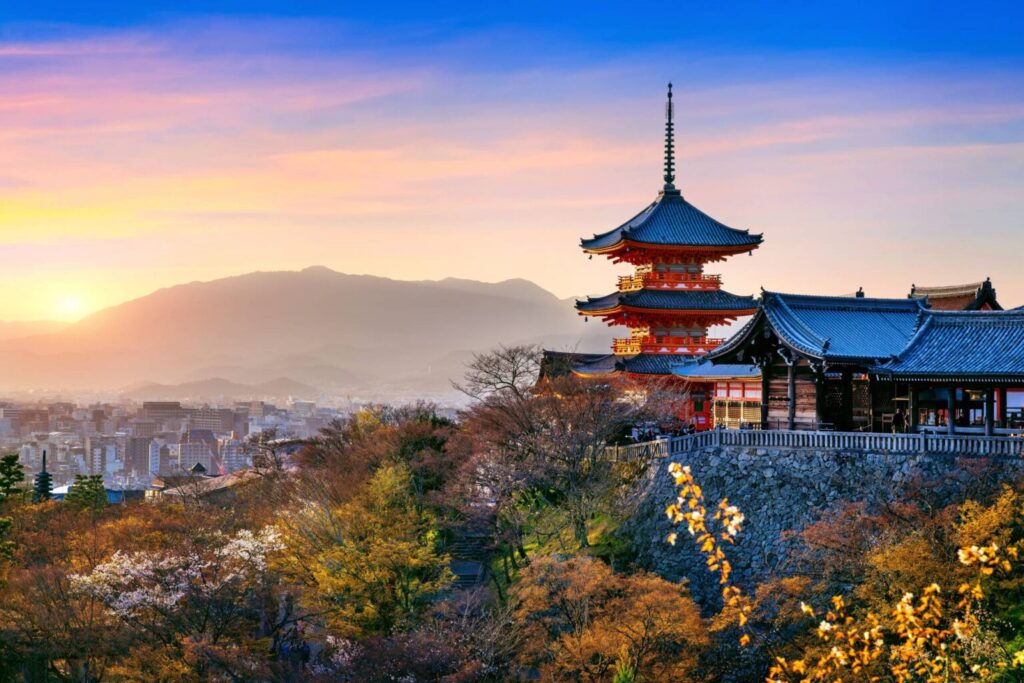 Il Monte Fuji visto da Numazu, penisola di Izu, prefettura di Shizuoka, Giappone