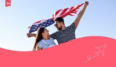 Felice coppia con bandiera USA