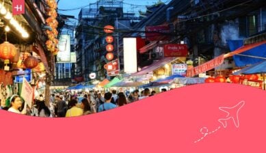 Bangkok, Thailandia, 16 agosto 2025: Cibo di strada in Yaowarat Road.