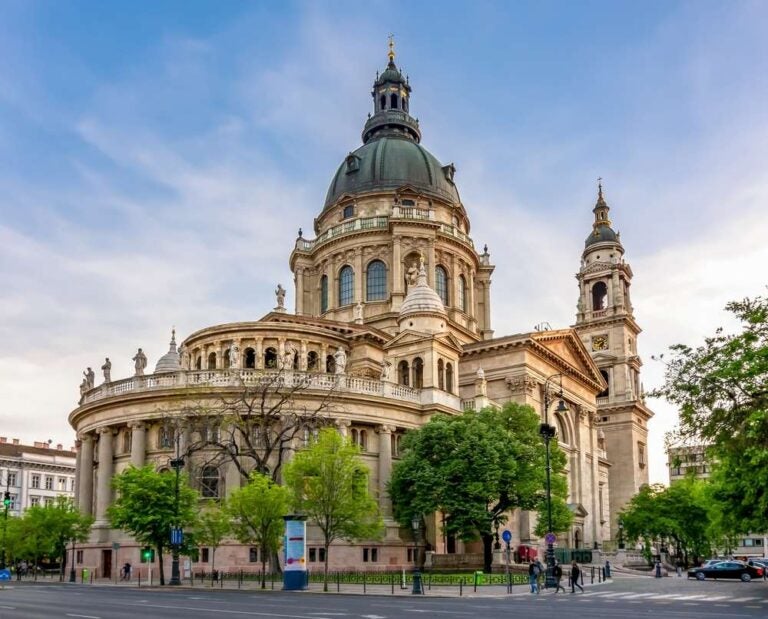 La basilica di Santo Stefano al tramonto, Budapest, Ungheria