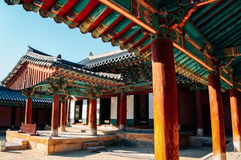 Jeonju Hanok Village, Sala Gyeonggijeon a Jeonju, Corea