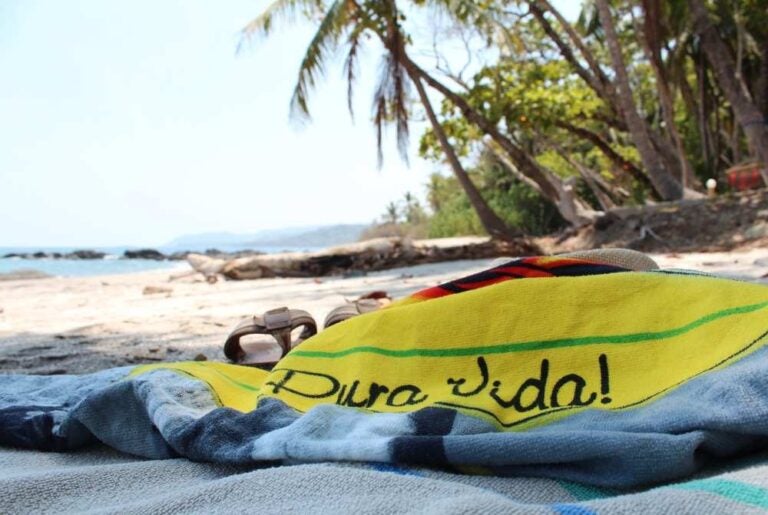 Telo su una spiaggia della Costa Rica