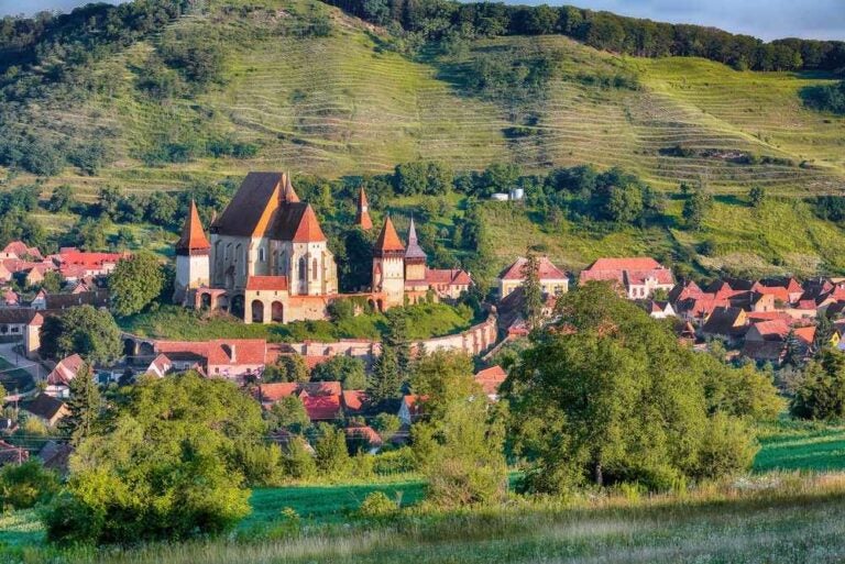 Notevole architettura medievale della chiesa sassone fortificata del Biertan in Romania.