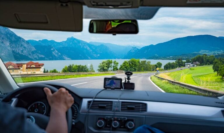 Luoghi da visitare in Svizzera in auto.