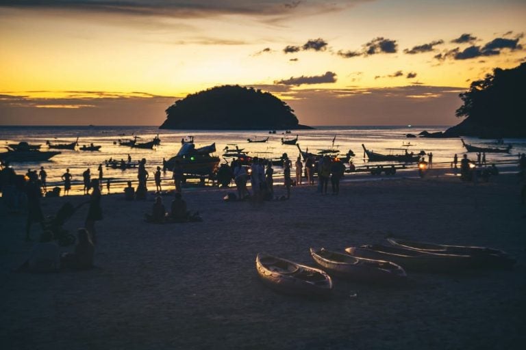 아름다운 푸켓 바다 일몰