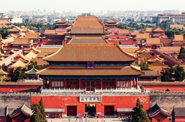 베이징 자금성의 붉은 궁궐 전경