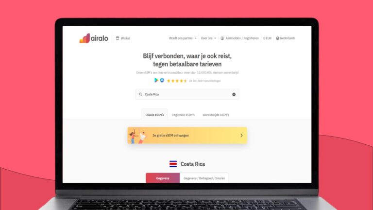 Laptopscherm met daarop een screenshot met informatie over de Airalo eSIM voor Costa Rica