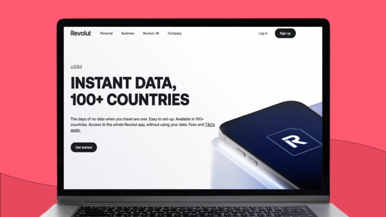 Laptopscherm met daarop informatie over de eSIMs van Revolut