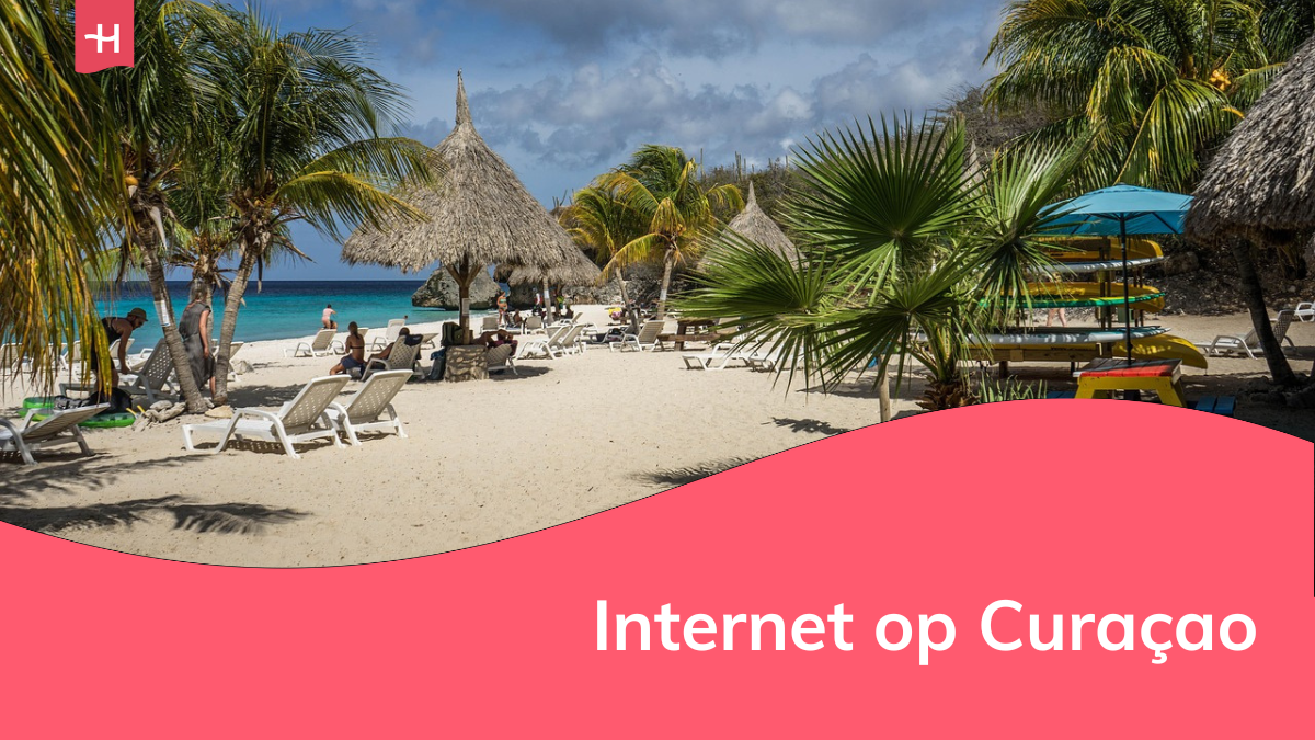 Foto van een tropisch strand als uitgelichte afbeelding voor een artikel over internet op Curaçao