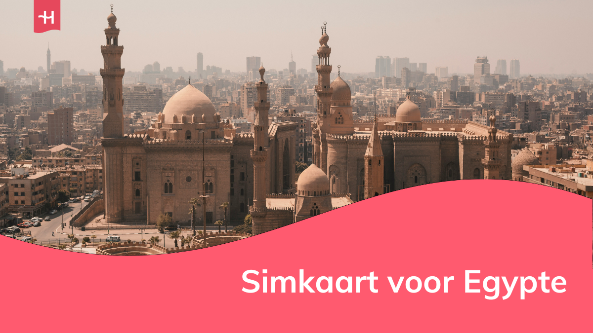 Foto van een stad in Egypte als uitgelichte afbeelding voor een pagina over simkaarten voor Egypte