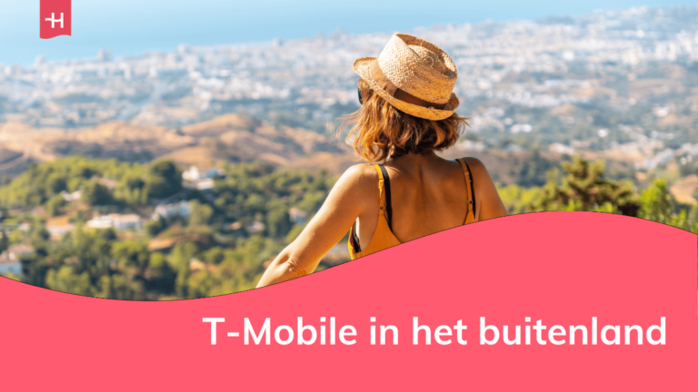 Foto van een vrouw die het uitzicht in Malaga bewondert als uitgelichte afbeelding voor een artikel over T-Mobile in het buitenland