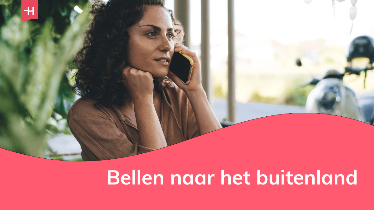 Foto van een vrouw die aan het bellen als uitgelichte afbeelding voor een artikel over bellen naar het buitenland vanuit Nederland