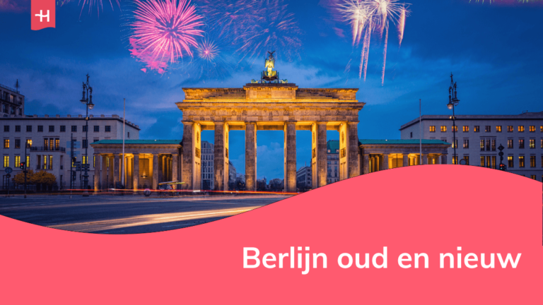 Vuurwerk boven de Brandenburger Tor als uitgelichte afbeelding voor een artikel over Berlijn oud en nieuw