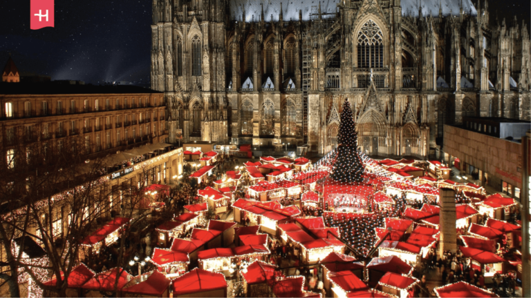 Sfeerbeeld van de kerstmarkt in Keulen