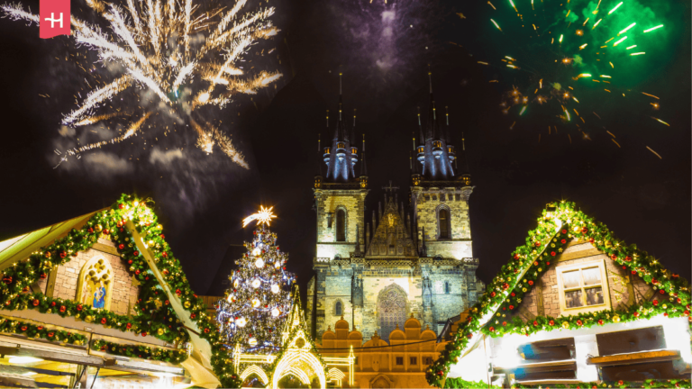 Sfeerbeeld van de kerstmarkt in Praag