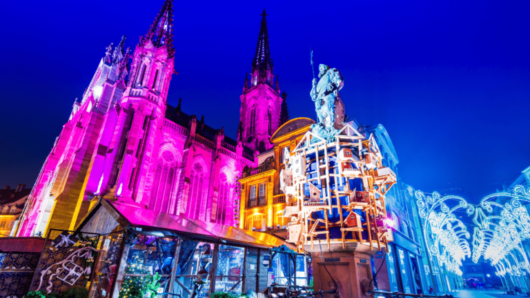 Sfeerbeeld van de kerstmarkt van Mulhouse