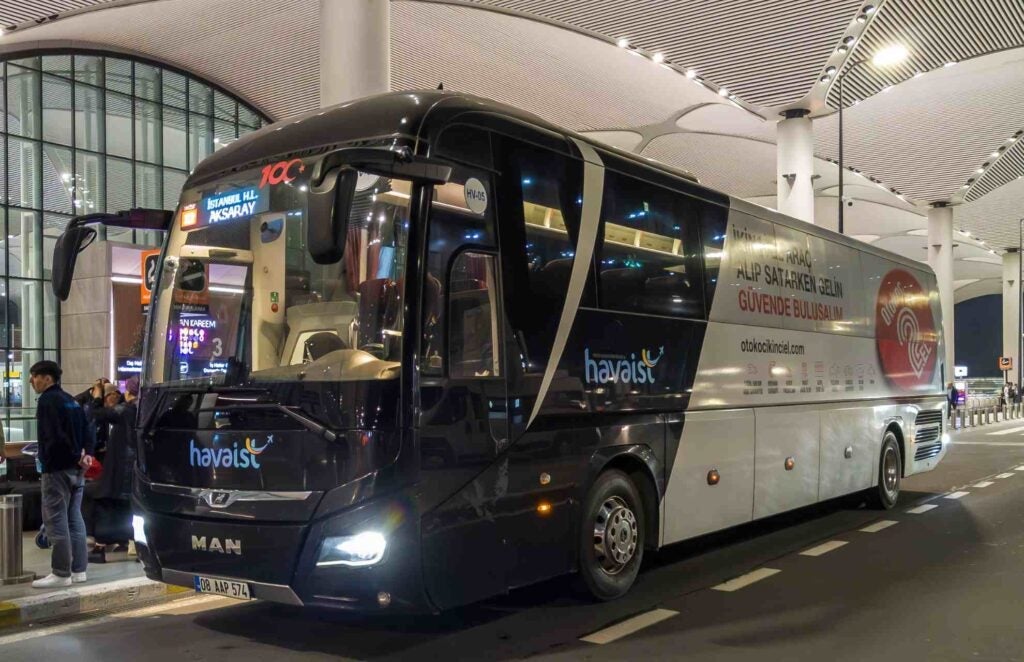 Foto van een Havaist-bus in Istanbul