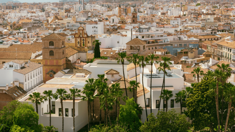 Picasso Museum in Malaga van buitenaf gezien