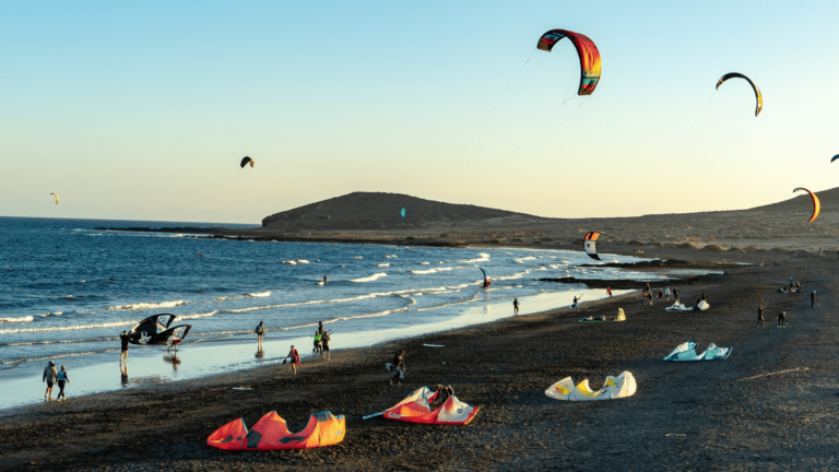 Windsurfparadijs el Medano, een van de leukste bezienswaardigheden op Tenerife
